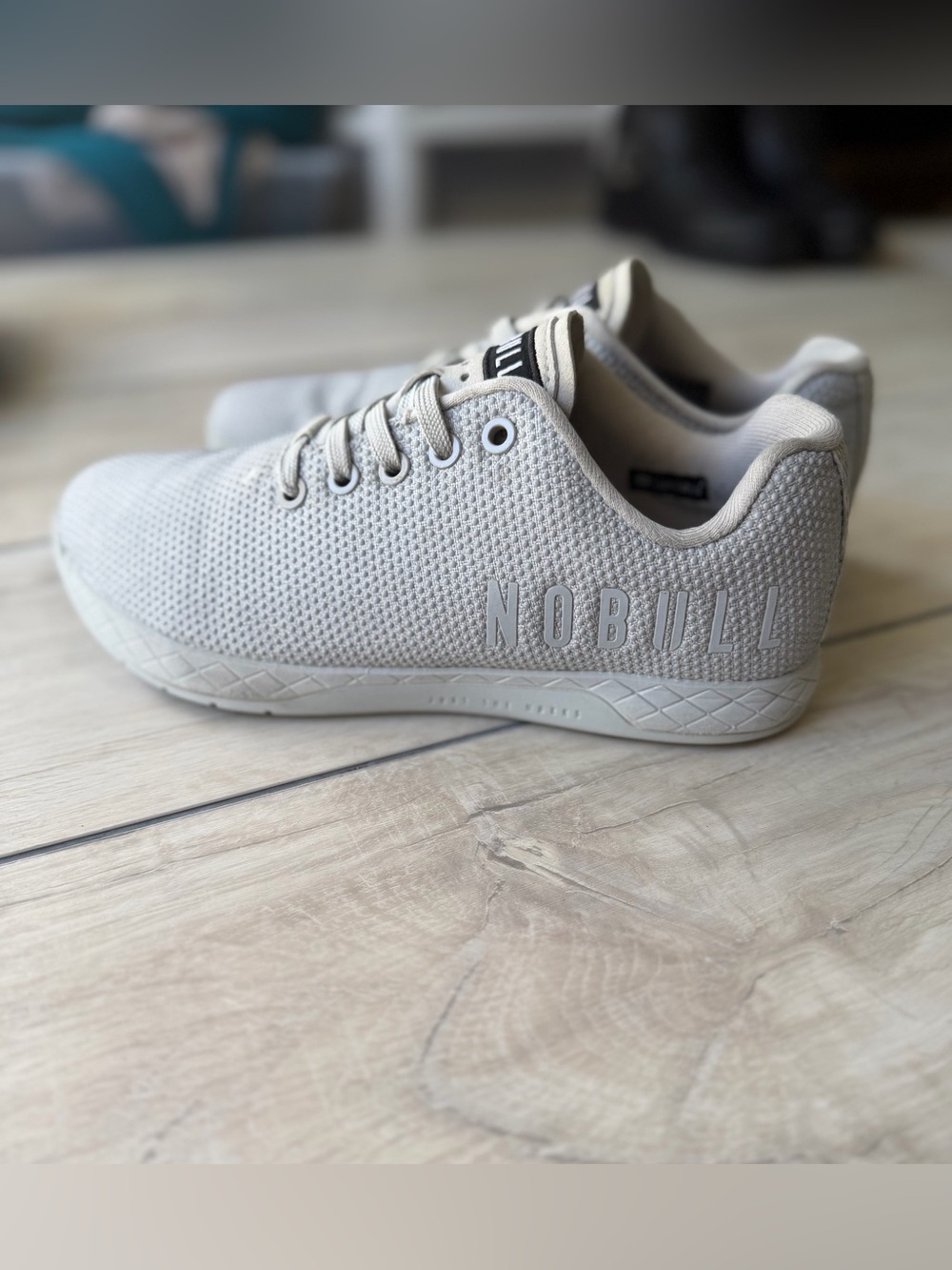 NOBULL Unisex Knit Training Sneakers in Light Gray Women’s 7.5 Activewear - Picture 2 of 9